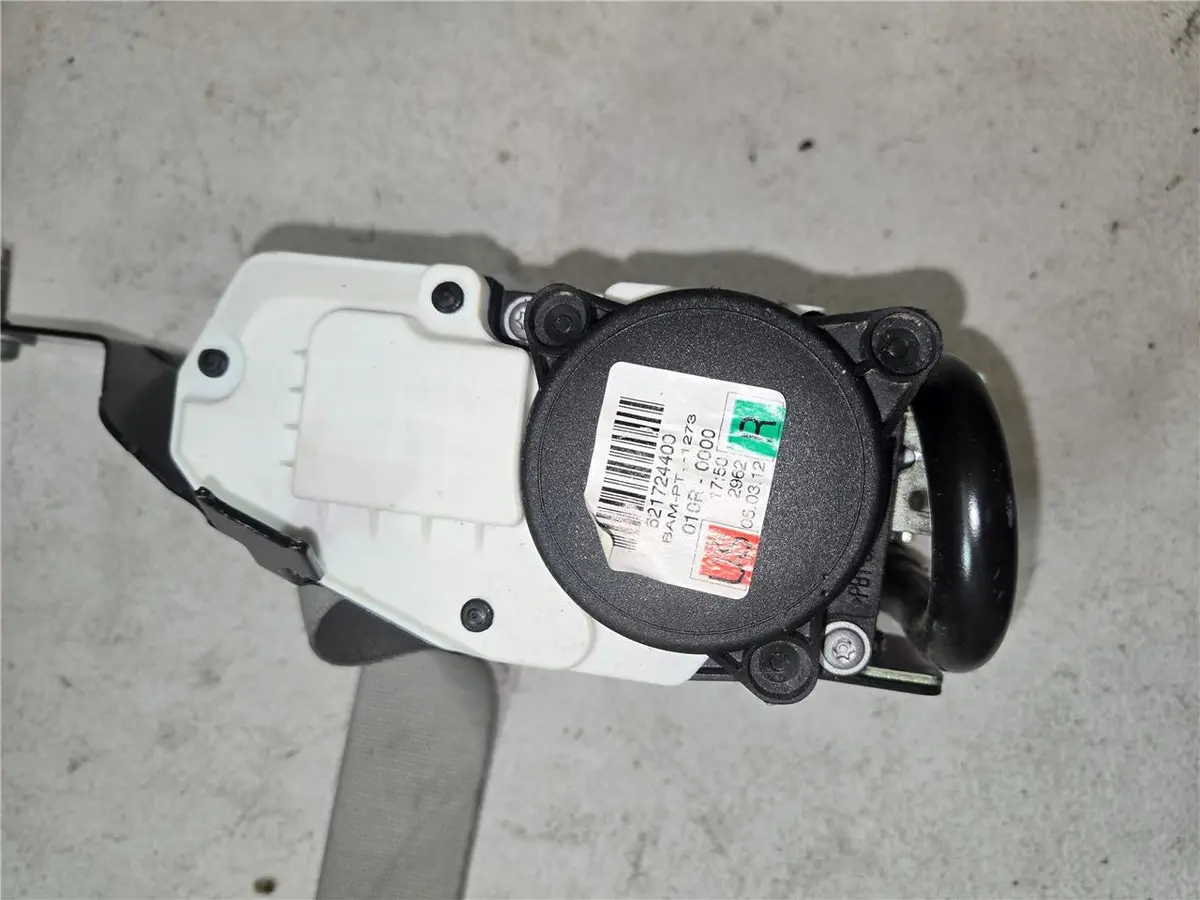 2010 Mercedes-Benz E W212 Front Seat Belt Right 010R-0000 Oem 1