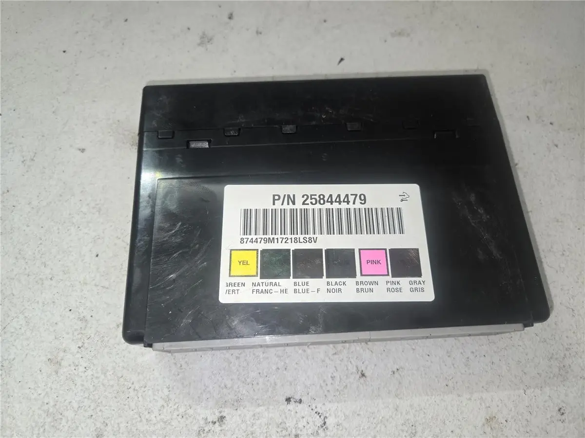 2007 - 2011 Chevrolet Gmc Sierra Yukon Suburban Body Control Module 25844479 Oem 1