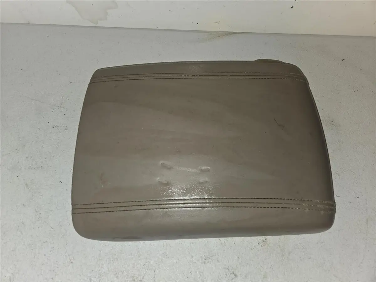 2003 - 2006 Yukon Denali Tan Center Console Lid Armrest Oem 1