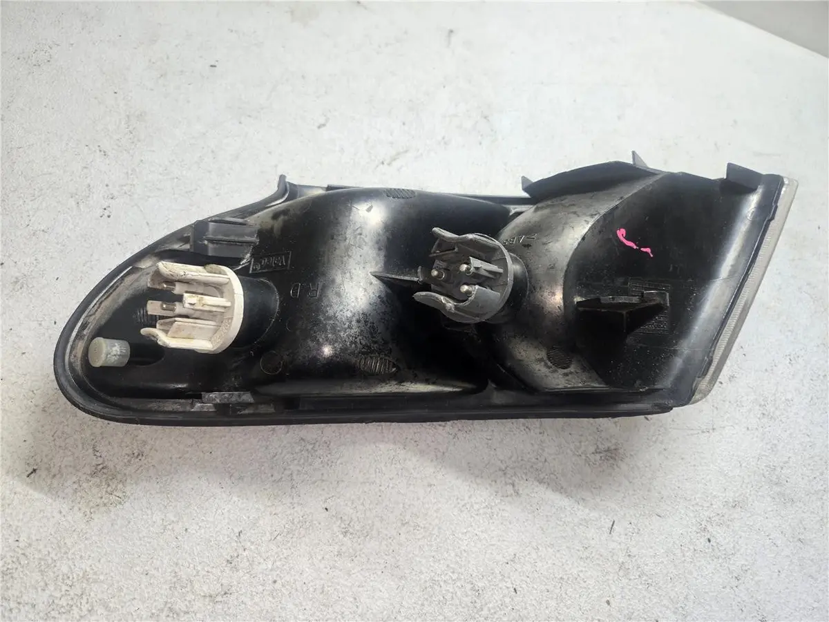 2001 Saab 9-3 L/H Side Turn Signal Light 4676458, 4240354 Oem 2