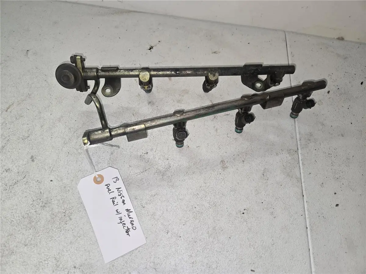 2013 Nissan Murano Fuel Rail W/Injector 16600-Cd70a Oem 1