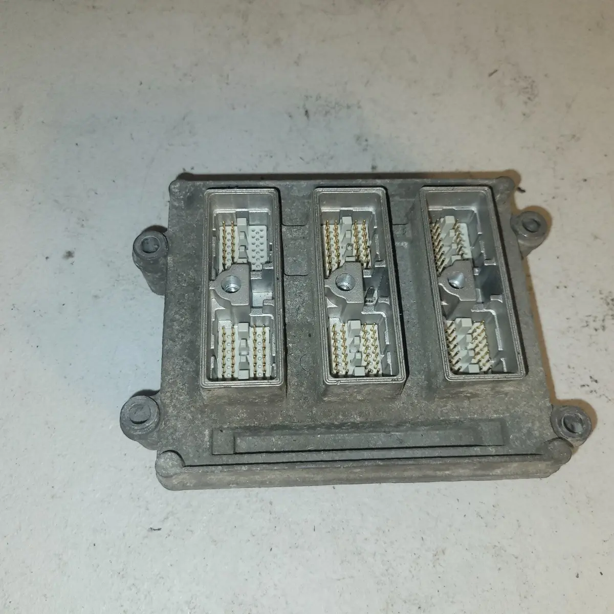 2002 Chevrolet Trailblazer Engine Computer Module Ecu Ecm 12223160 Oem 12576463 1