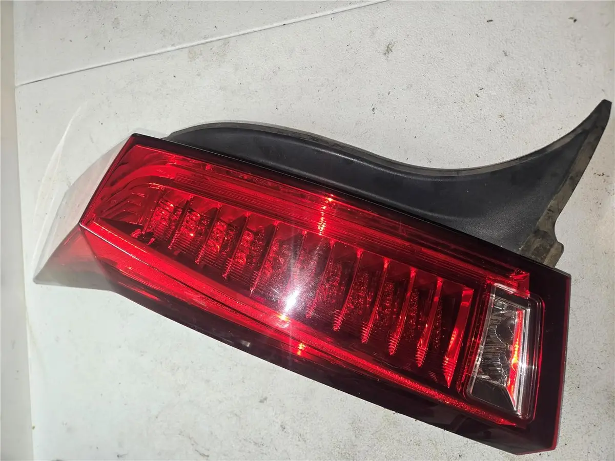 2011 - 2015 Cadillac Srx Cts Coupe L/H Taillight 20921574 Oem 1