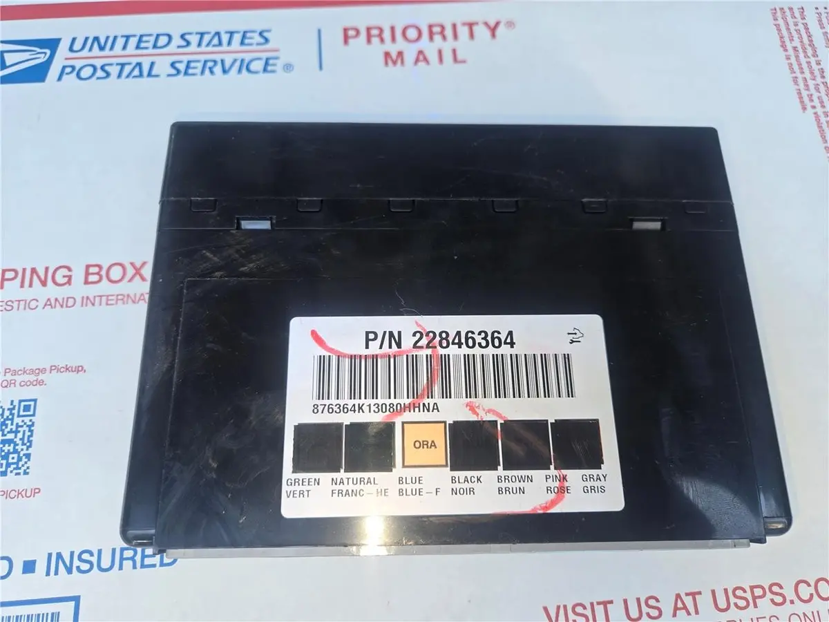 2012 - 2013 Chevrolet Silverado Body Control Module Bcm 22846364 Oem 1