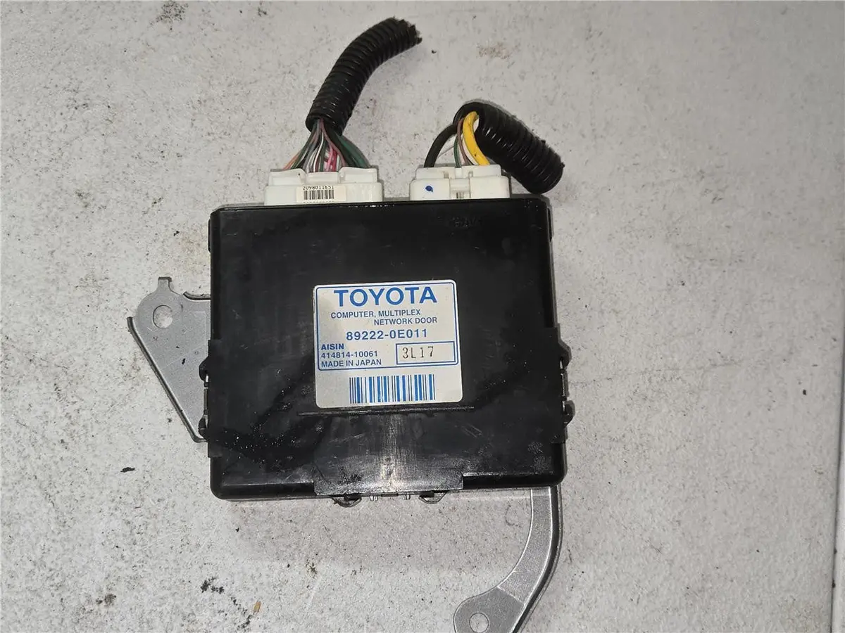 2004 - 2006 Lexus Rx330 Multiplex Door Control Module 89222-0E011 Oem 1