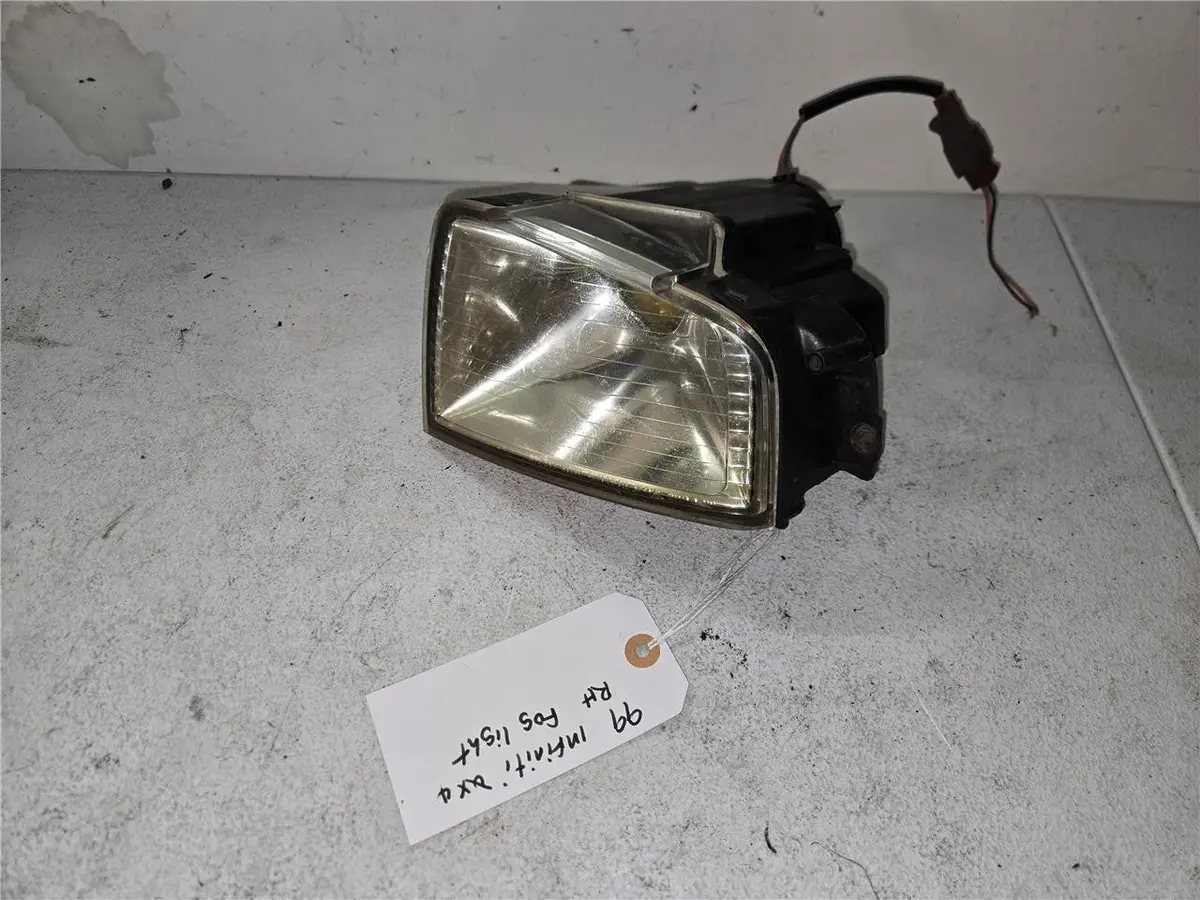 1999 Infiniti Qx4 Right Fog Light 261501W325 Oem 1