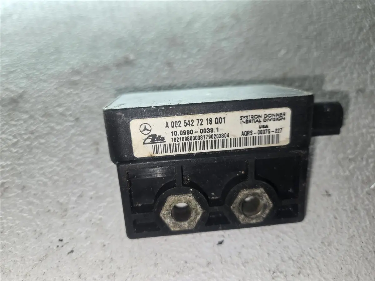 1998 - 2005 Mercedes-Benz Yaw Turn Rate Sensor Esp Module A 002 542 72 18 Oem 1