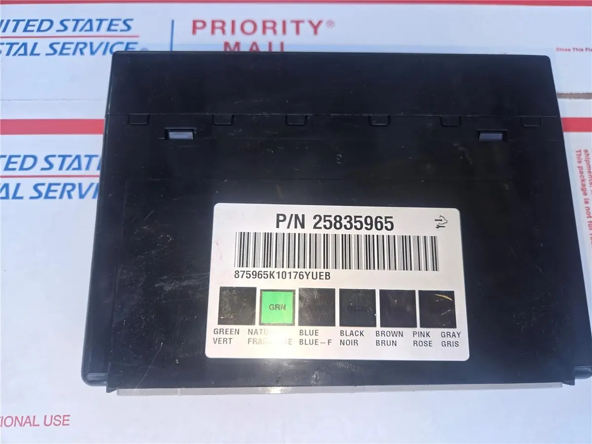 2007 - 2013 Silverado Tahoe Yukon Suburban Body Control Module 25835965 Oem 1