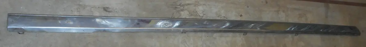 Rocker Molding, Left Used 71-72 Cutlass Supreme 1