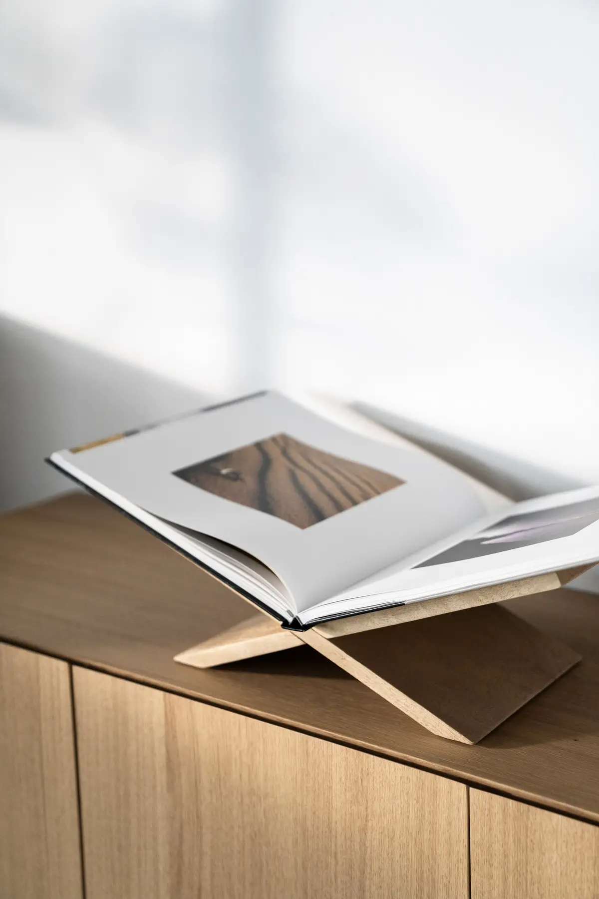 Boekenstandaard - Naturel 1