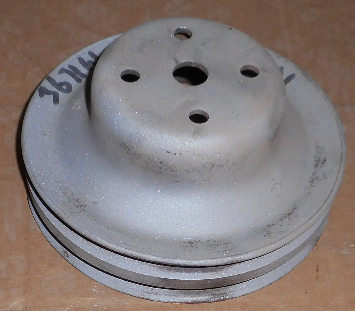 Fan Pulley ,V8 Ac, 2 Groove Used 77-80 Chevy 1