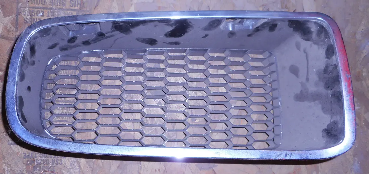 Front Grill ,Right Used, 72 Firebird Ta 1