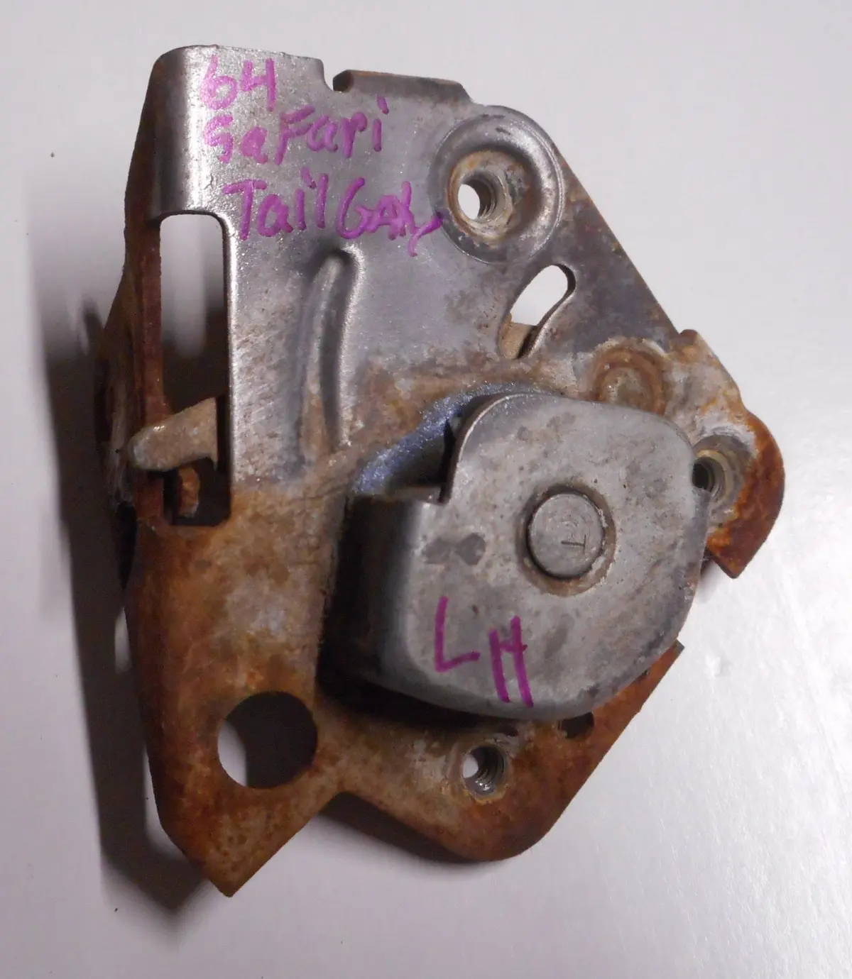 Tailgate Latch ,Left Used, 62-72 Elcamino Nova, 59-68 A, B-Body Wagons 1