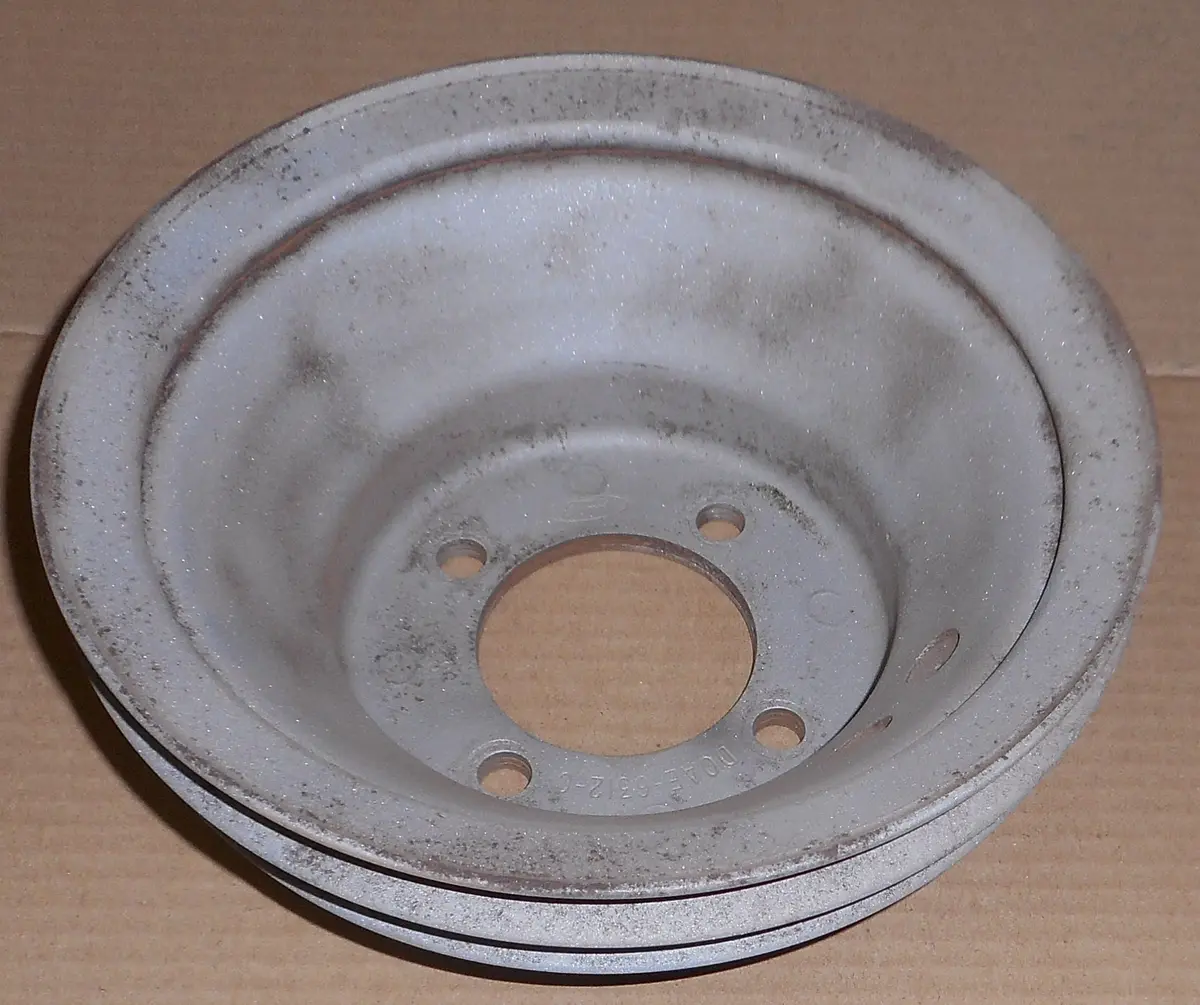 Crank Pulley, 351, 3 Groove Ac Used 70-73 Mustang Cougar 1