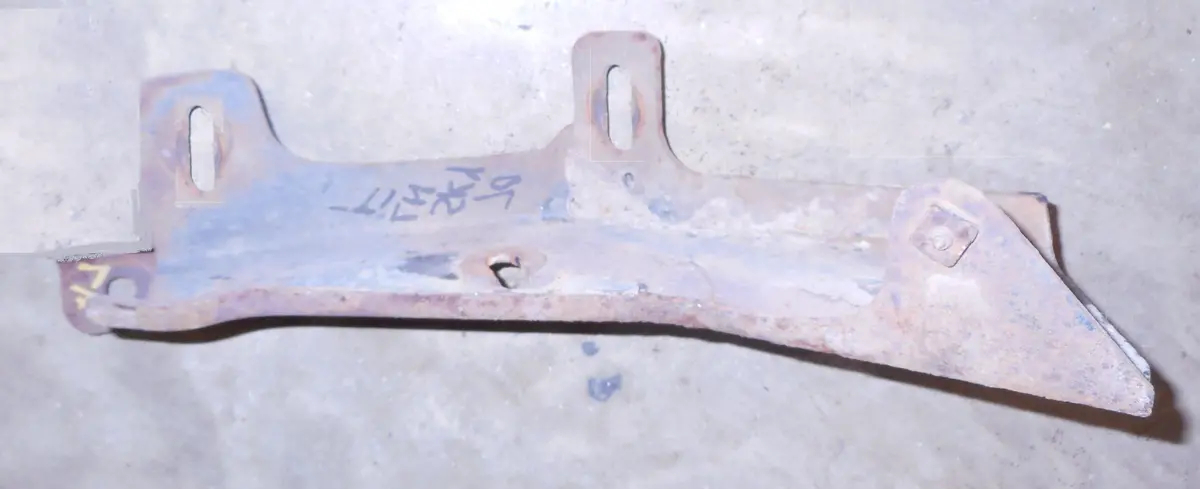 Front Bumper Bracket ,Inner Rh,Used 70 Skylark 1