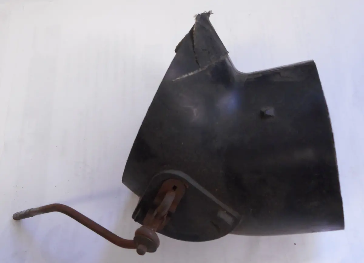 Air Shut Off Duct Elbow ,Right Used 68 Camaro Fb 1
