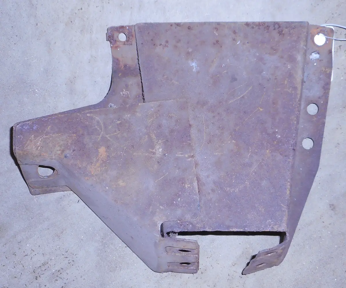 Front Valance Center Bracket ,Used 71 72 Gto 1