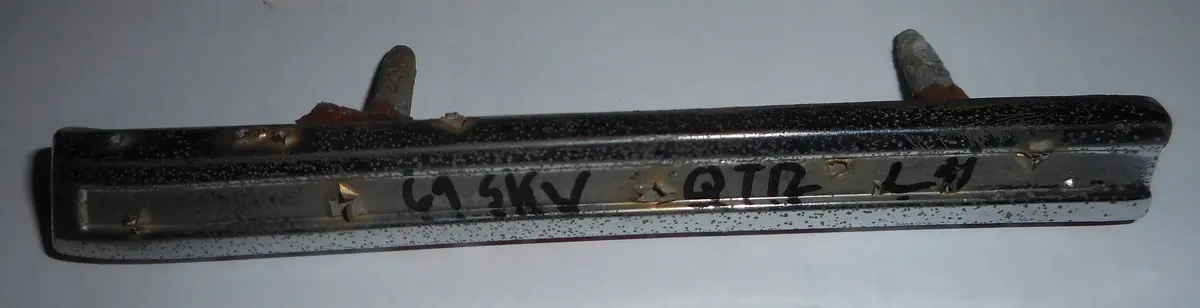 Quarter Panel End Molding, Left, Used, 69 Skylark 1
