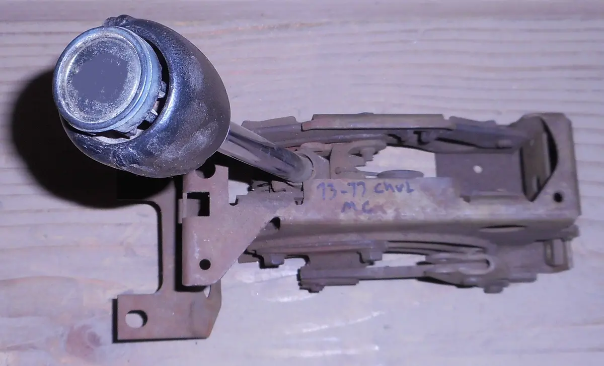 Floor Shifter Assmy ,At Used 73-77 Monte Chevelle 1