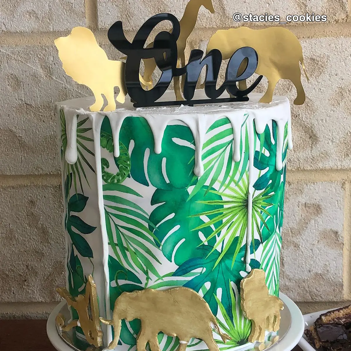 Fern Leaf Edible Icing Cake Wrap 1