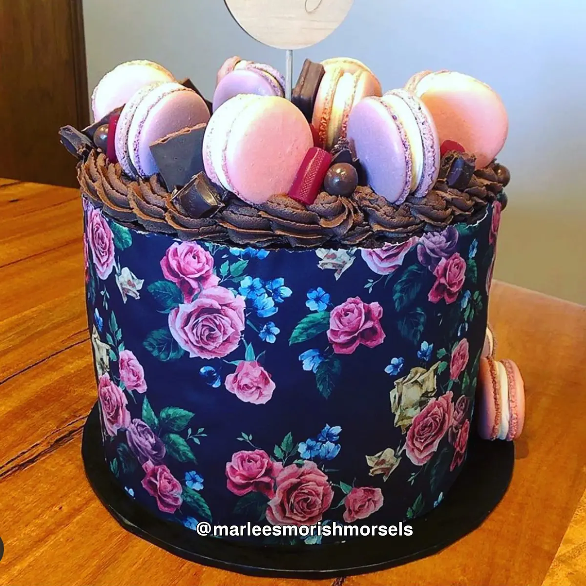 Floral Dark Flowers Edible Icing Cake Wrap 1