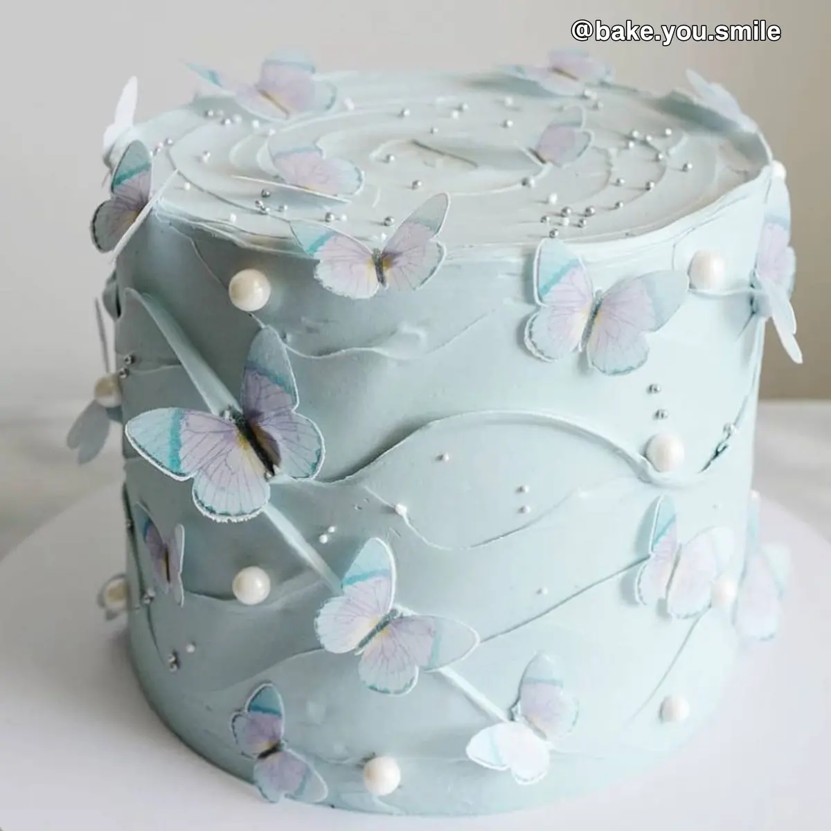 Purple & Blue Pre-Cut Edible Wafer Butterflies 1