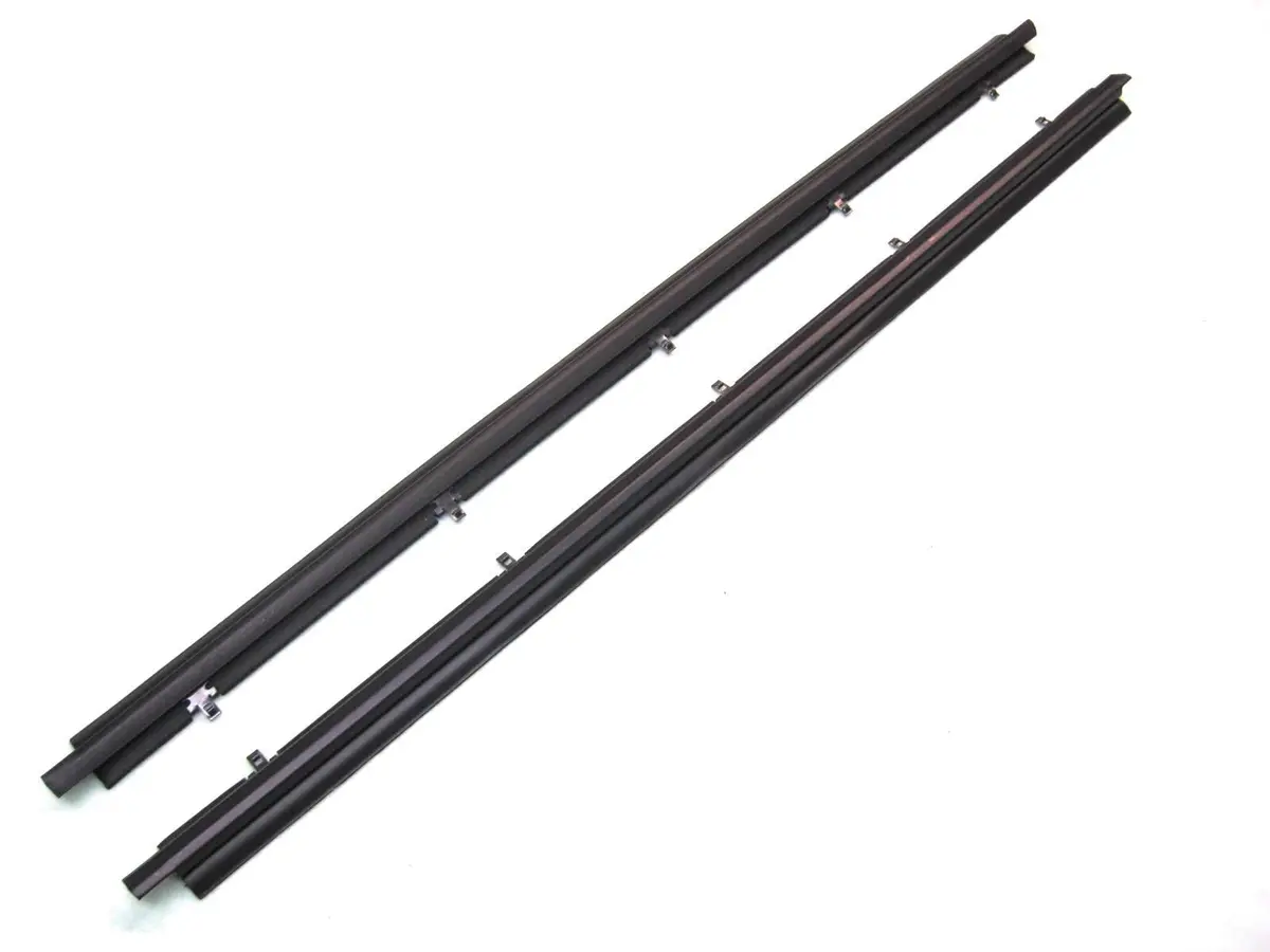 Door Felts, Outers, Pair, New, 82-93 Blazer Jimmy Trucks 1