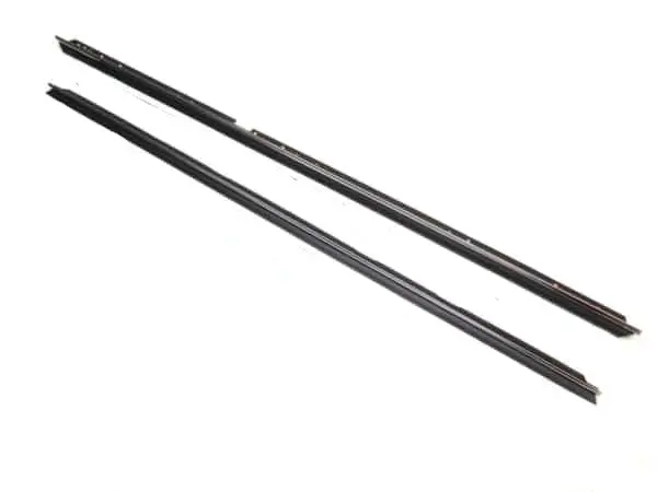Felts ,2Pcs,No Reveal Molding 81-88 Monte Carlo 1