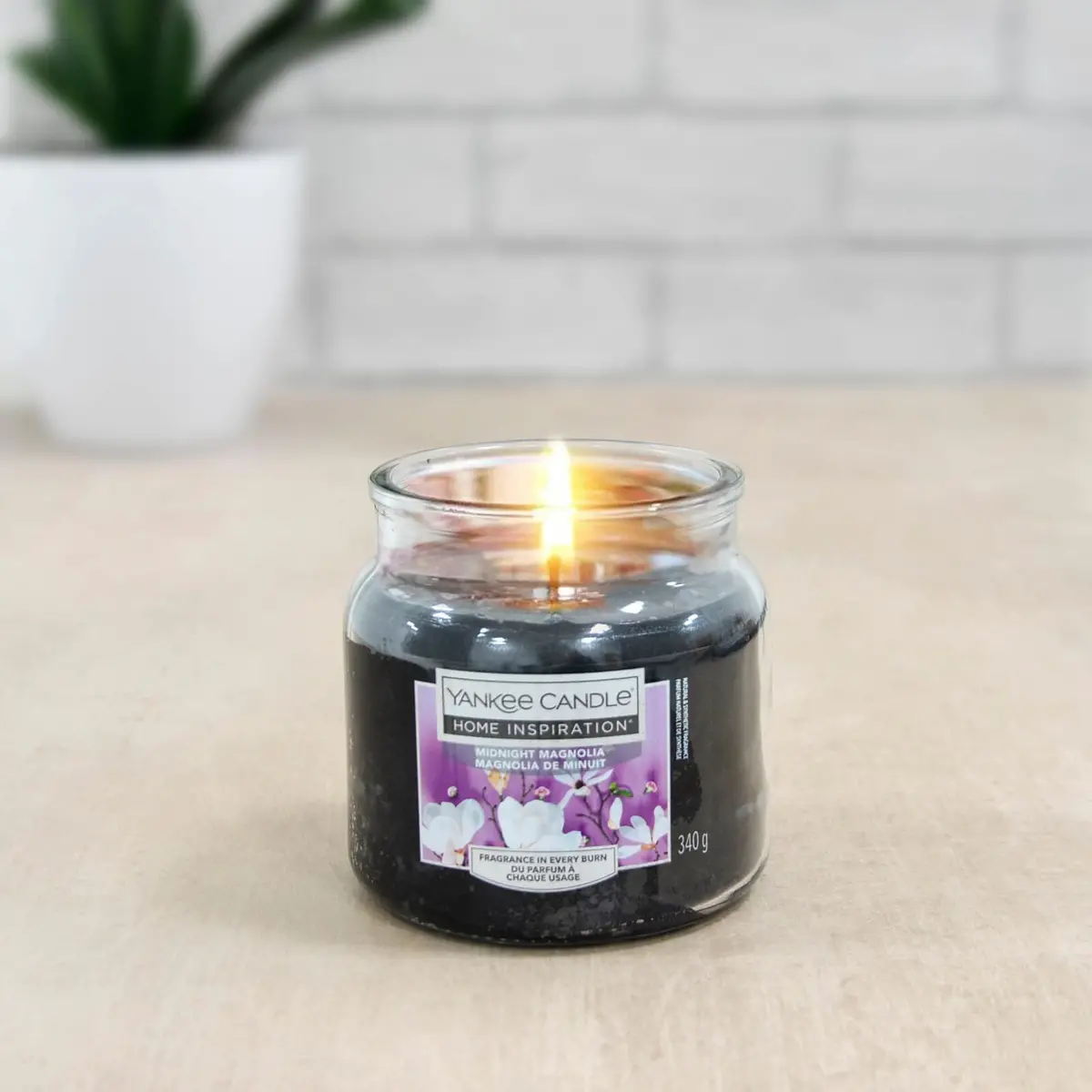 Yankee Candle Home Inspiration Medium Jar Scented 340G 60 Hours 1