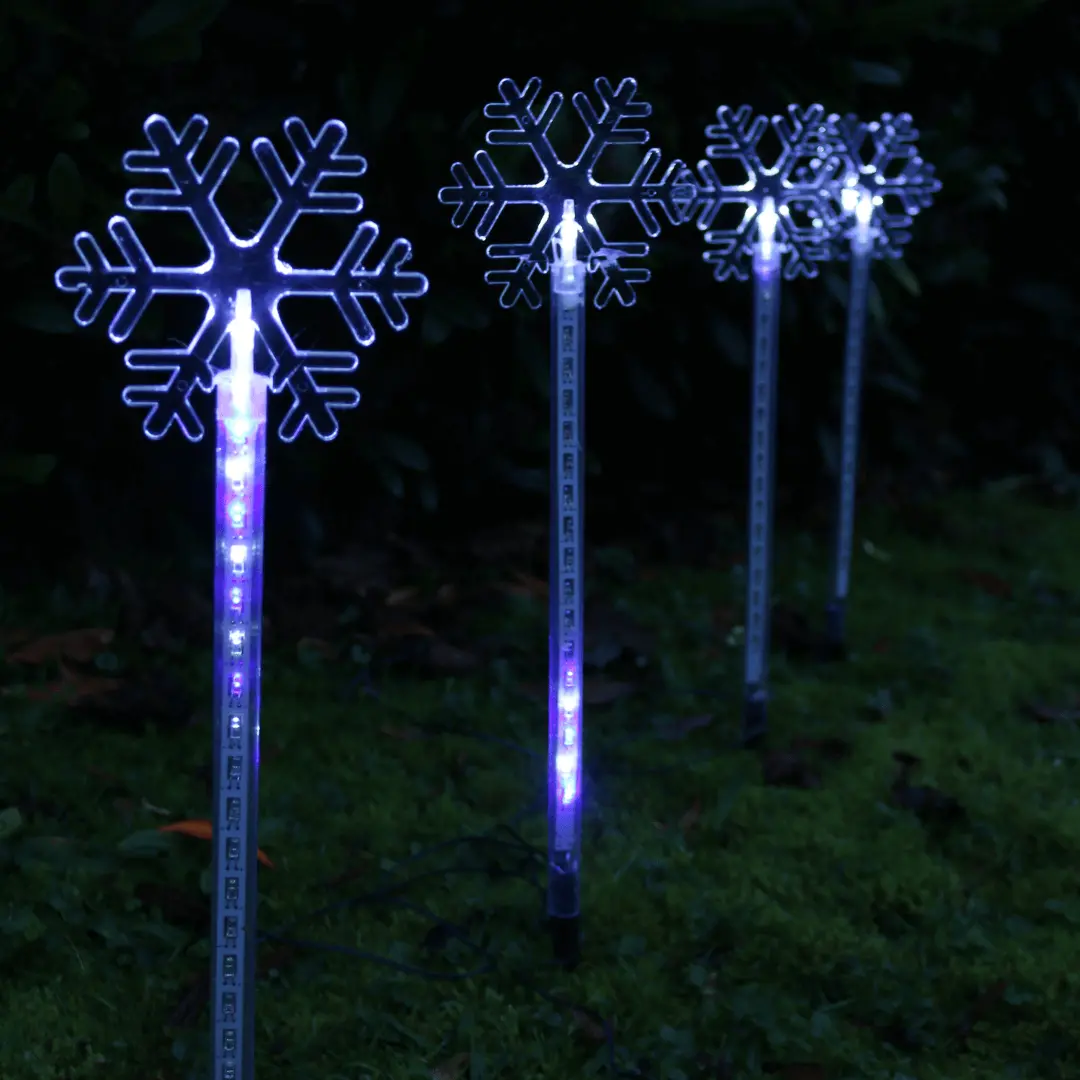 4 Snowflake Christmas Pathway Outdoor Garden Lights Stakes 1