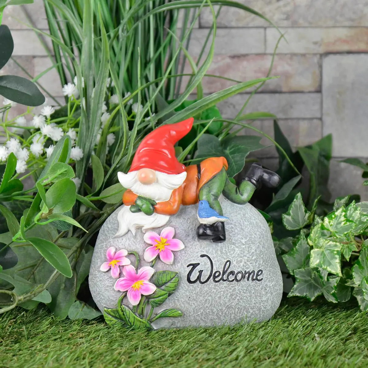 Garden Gnome On Pebble Welcome Ornament Resin Outdoor Decoration 1