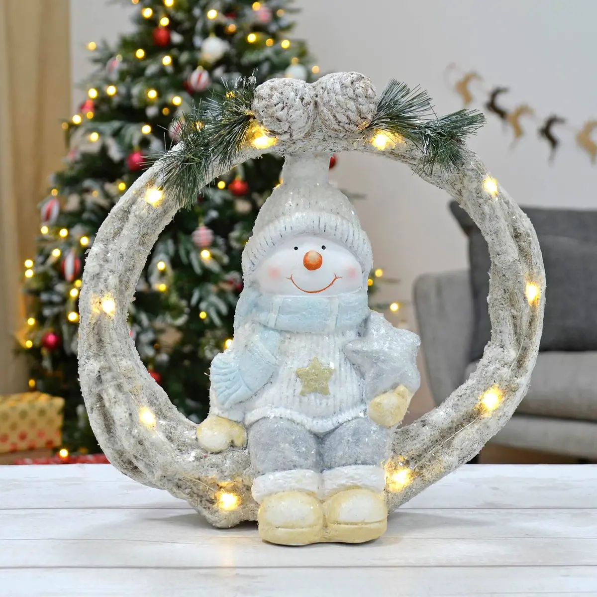 Light Up Christmas Figure On Wreath Ceramic Decoration 40Cm 1