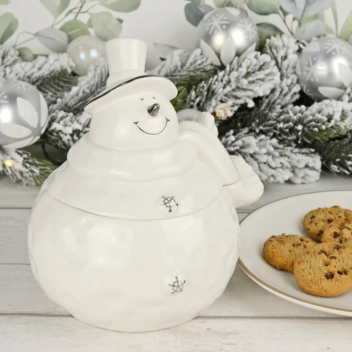 Snowman Storage Jar Christmas Treats Holder White Ceramic 19Cm 1