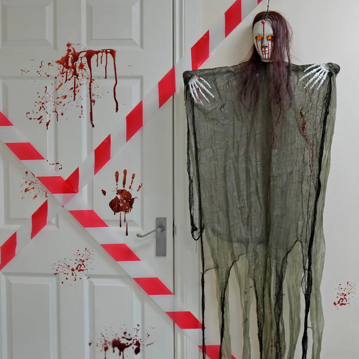 Hanging Vampiress Light Up Eyes Life Size Halloween Decoration 1