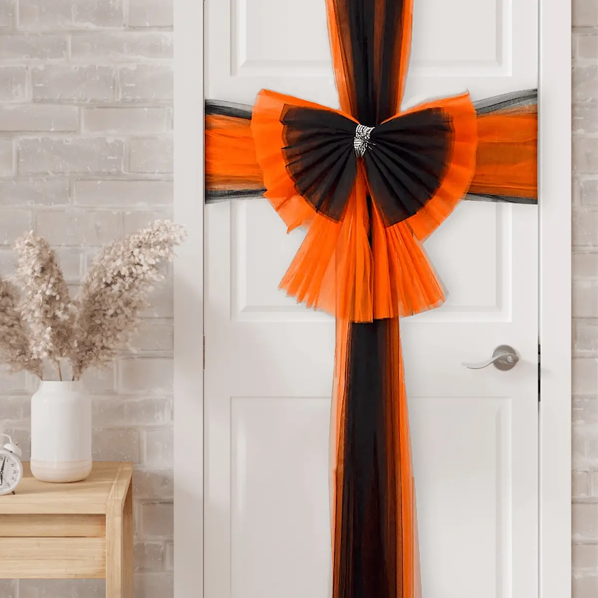 Halloween Door Bow Orange Black Net Diamante Spider Pin 1