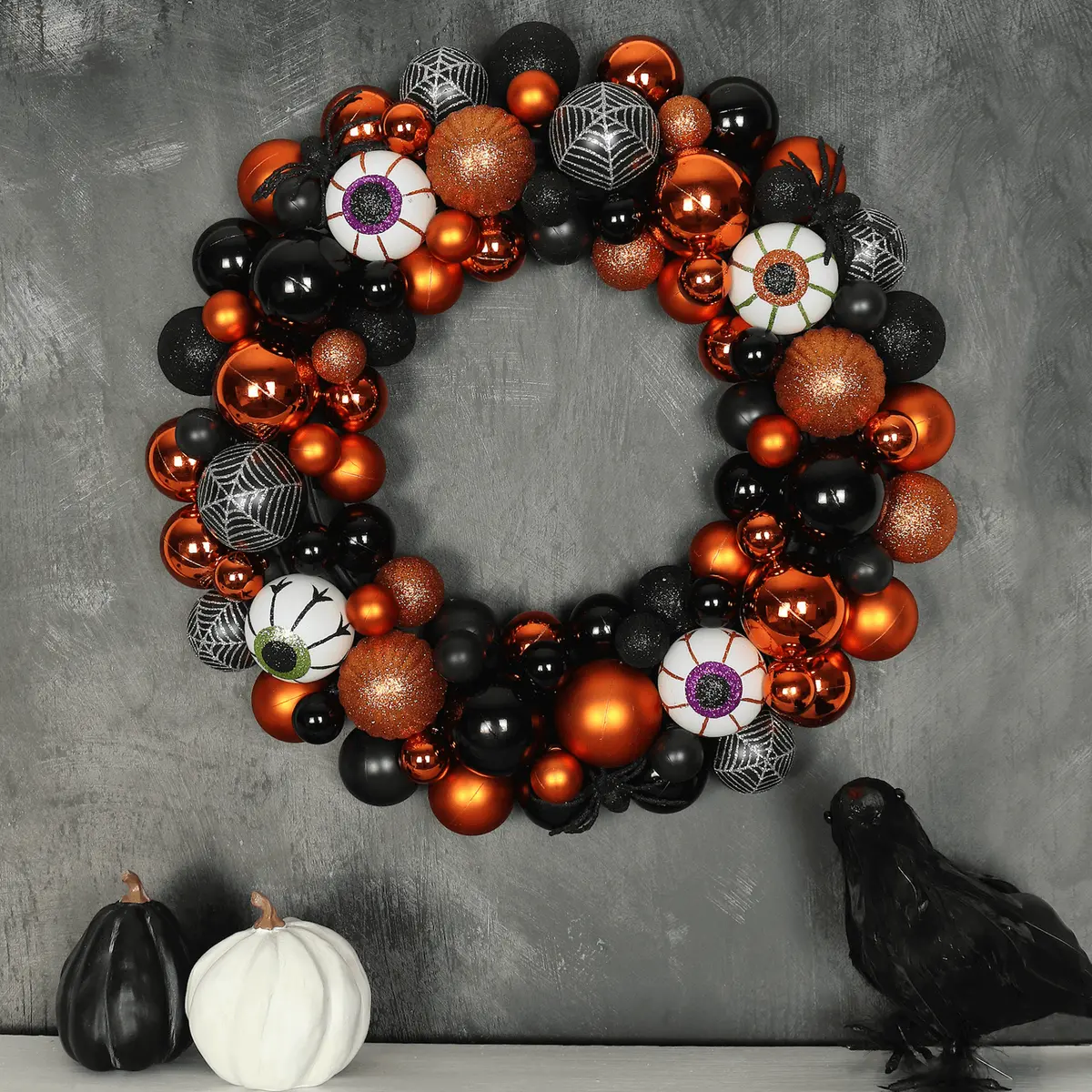 Halloween Wreath Orange Black Baubles Eyeballs Spider 40Cm 1
