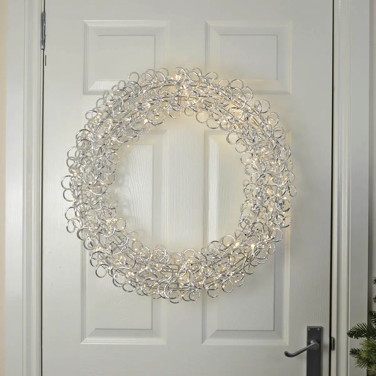 Mr Crimbo 65Cm Pre-Lit Silver Christmas Wreath 300 Led Aluminium Frame 1
