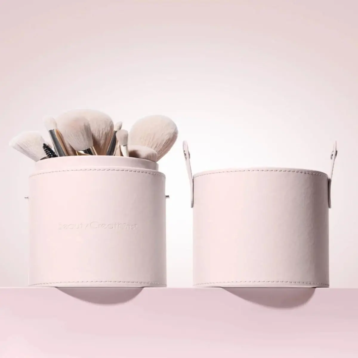 Set De Brochas De Viaje 24 Piezas Oh Darling – Beauty Creations 1