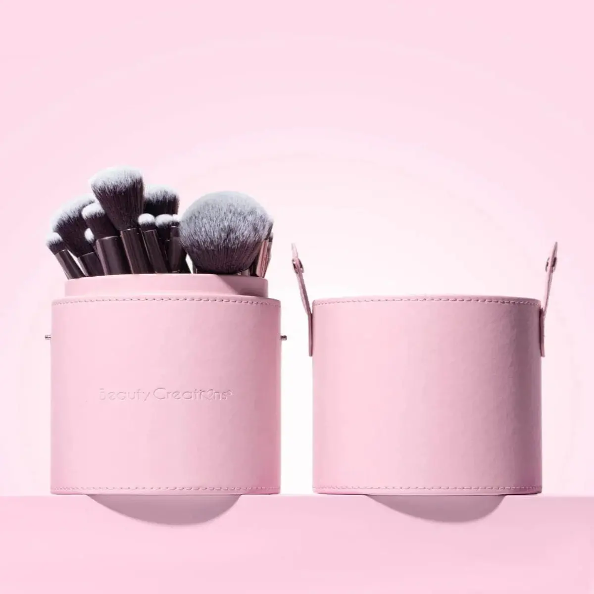Set De Brochas De Viaje 24 Piezas Pretty And Perfect – Beauty Creations 1