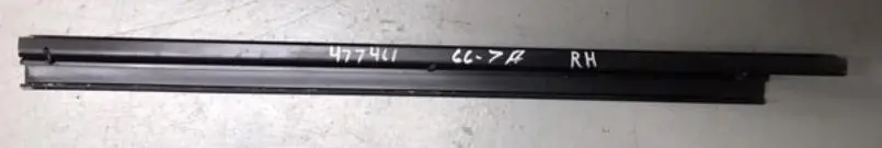 Door Glass Lower Channel ,Sedan Right New 66 67 A-Body 1