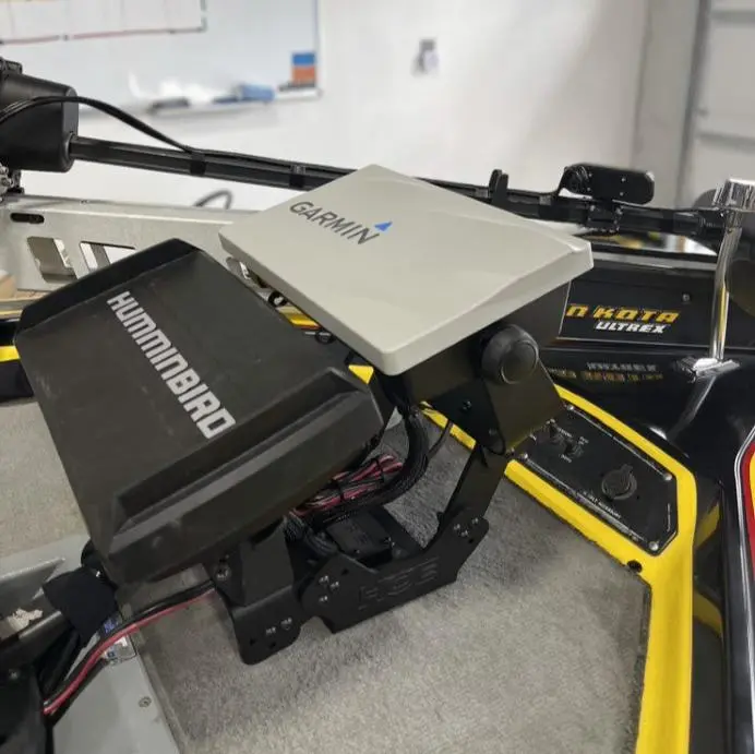 H.O.E Dual Adjustable Mount 1