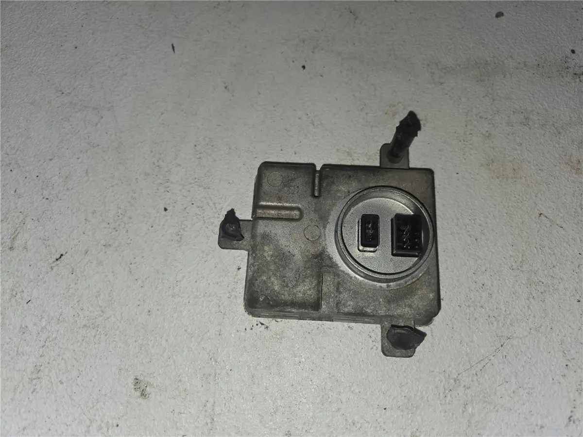 2007 Audi A5 Ballast Headlights Xenon 10R-023689 Oem 1