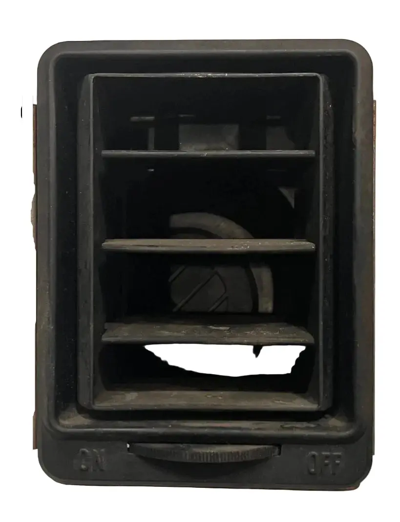 Dash Vent ,Ac Left Used  69-72 Skylark 1