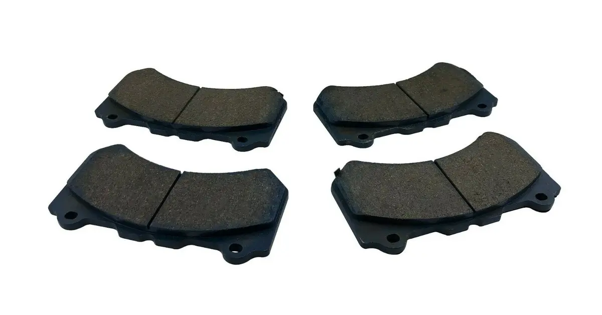 Front Brake Pads Set For 12-17 Jeep Grand Cherokee Srt8 Srt & 09-17 R35 Gtr Gt-R 1
