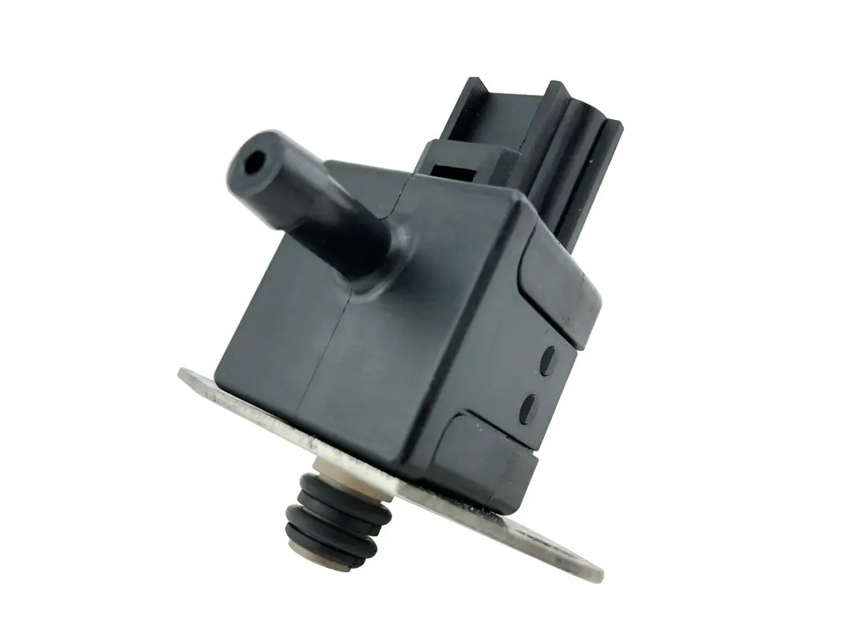 Fuel Sensor Injection Pressure Regulator 98-07 F150 E150 E250 E350 Mustang Focus 1