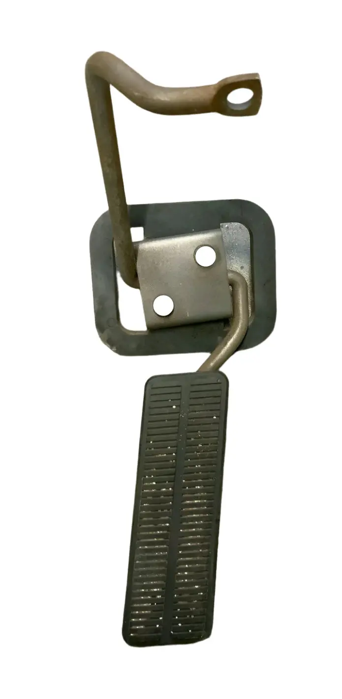 Gas Pedal Assmy ,Used 68 69 Chevelle Elcamino 1