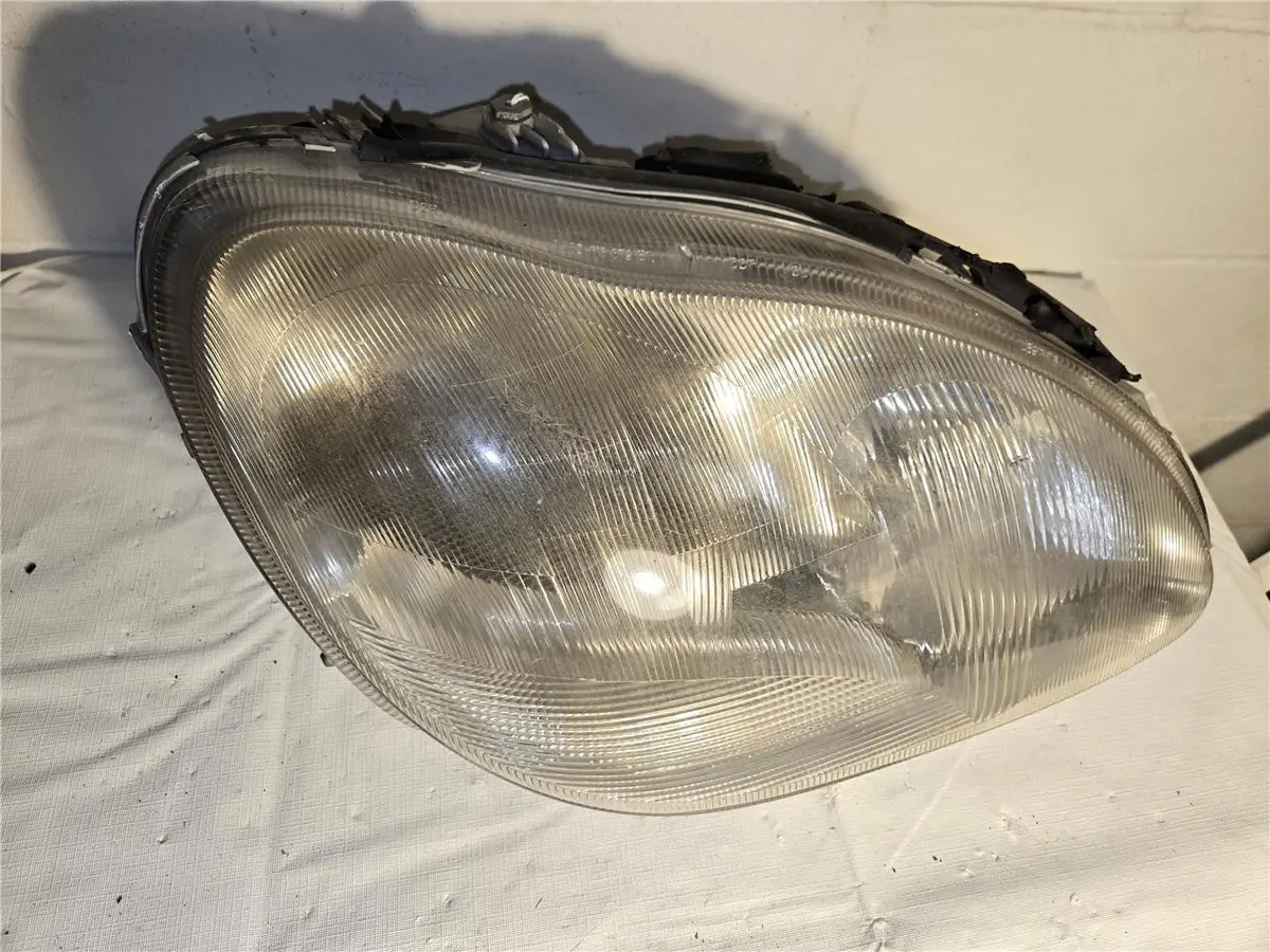 2000 - 2002 Mercedes-Benz S430-500-600 Right Head Light 0 302 477 272 Oem 1