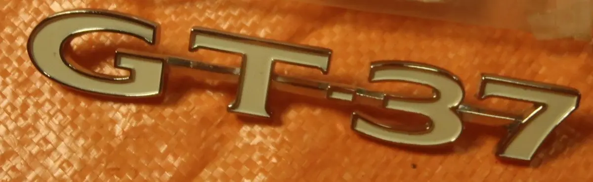 Rocker Or Fender Emblem, (Gt-37) New, Each, 70-71 Lemans 1