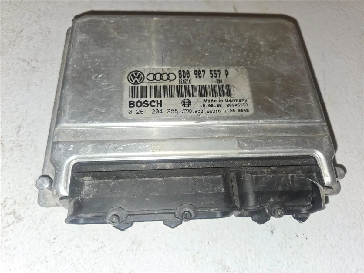 1998 - 2000 Audi Vw Passat 1.8T Engine Control Module Ecu Ecm 8D0 907 557 P Oem 1