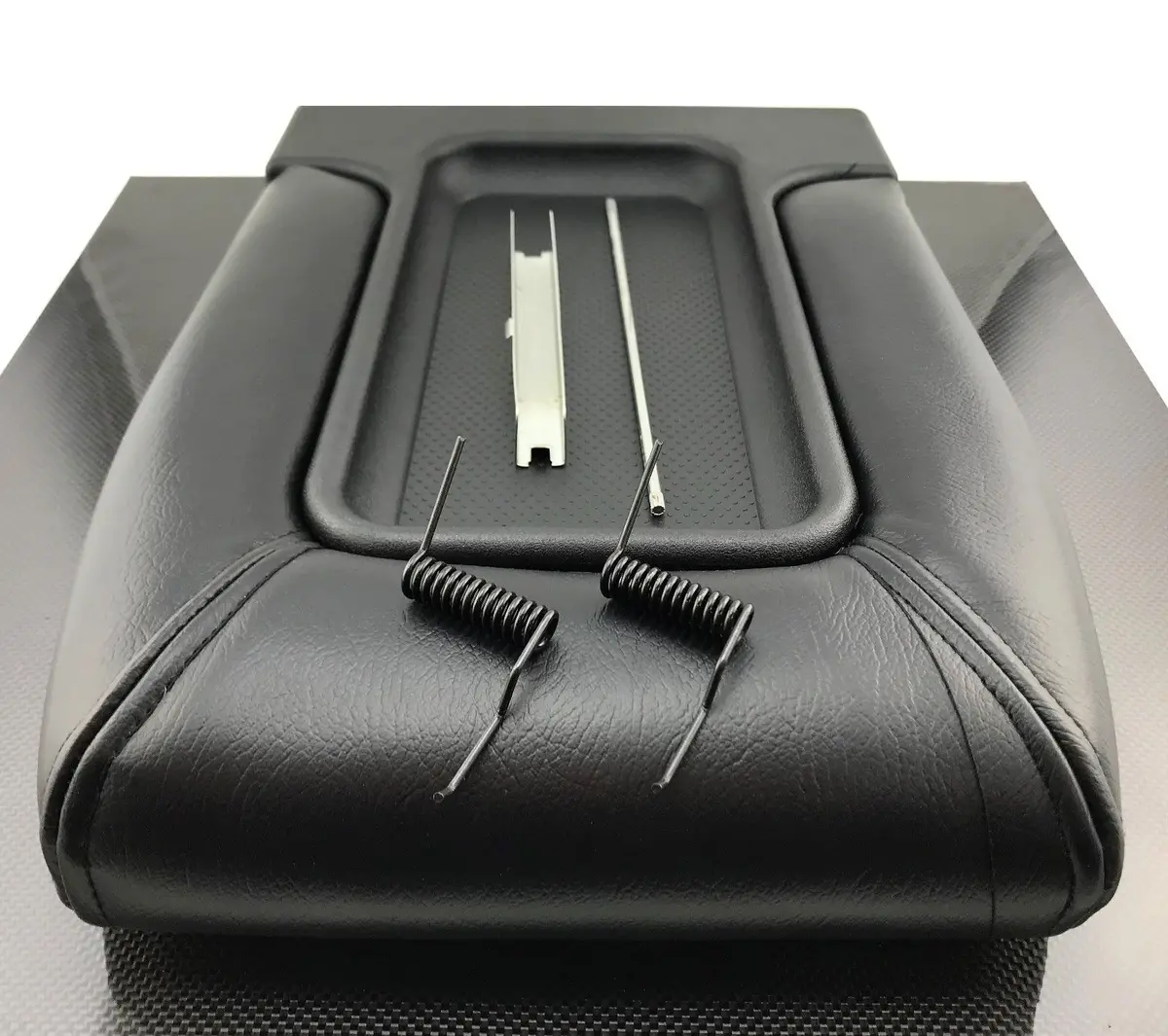 Center Console Armrest Cover Fits 99-07 Chevrolet Silverado Gmc Sierra Cadillac 1